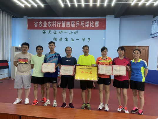 江西生物科技职业学院乒乓球队蝉联四冠